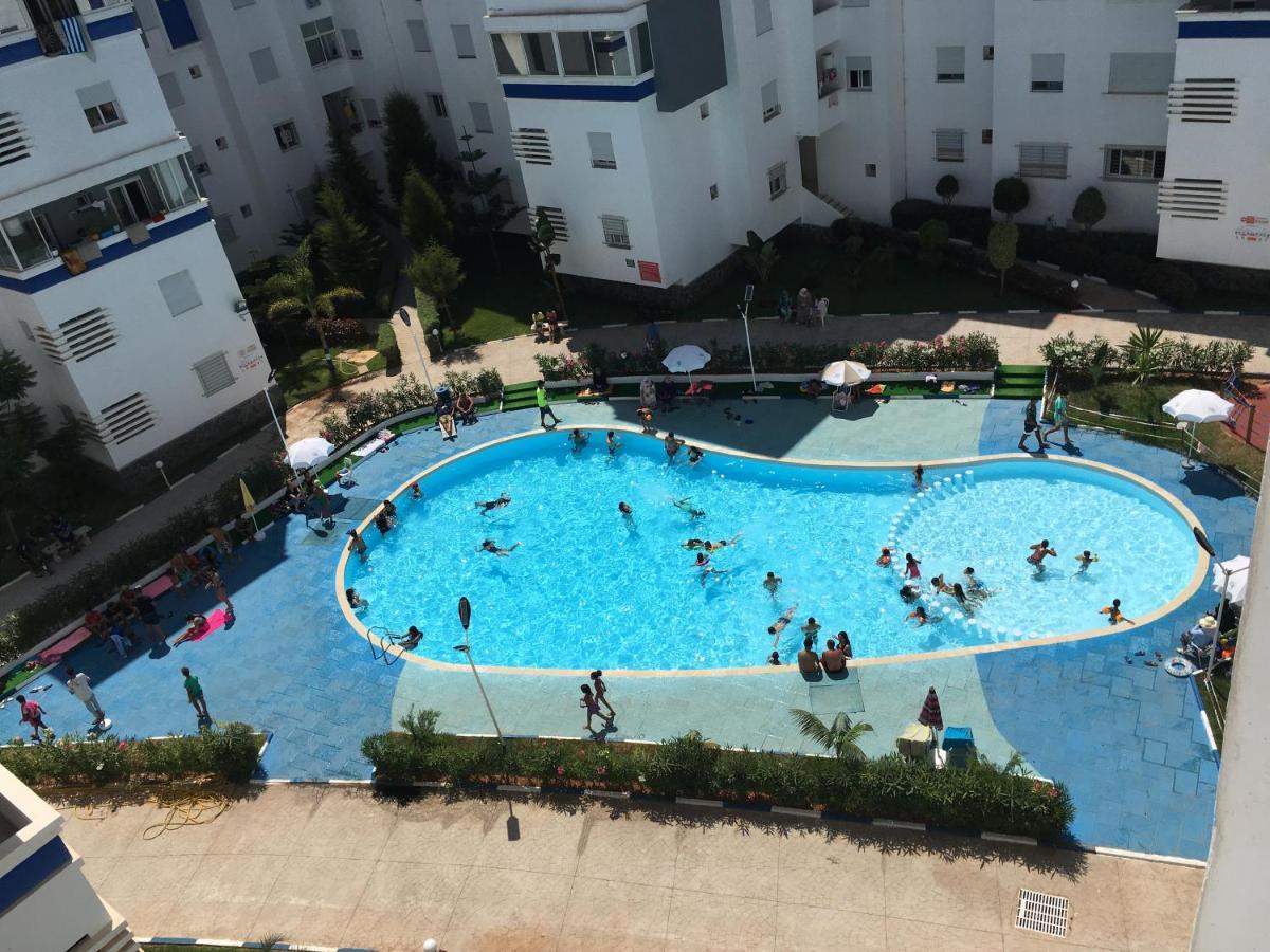 Appart. Luxueux Avec Piscine, Cosy, Bien Situe 부즈니카 외부 사진